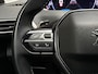 Peugeot 5008 1.2 PureTech Allure Sport 7 Persoons Automaat (APPLE CARPLAY, GROOT NAVI, LEDER, STOELVERWARMING, 360 CAMERA, SPORTSTOELEN, GETINT GLAS, TREKHAAK, ADAPTIVE CRUISE, NIEUWSTAAT)