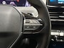 Peugeot 5008 1.2 PureTech Allure Sport 7 Persoons Automaat (APPLE CARPLAY, GROOT NAVI, LEDER, STOELVERWARMING, 360 CAMERA, SPORTSTOELEN, GETINT GLAS, TREKHAAK, ADAPTIVE CRUISE, NIEUWSTAAT)