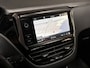 Peugeot 2008 1.2 PureTech Allure (PANORAMADAK, APPLE CARPLAY, NAVIGATIE, LEDER, SPORTSTOELEN, PARKEERSENSOREN, CRUISE, NIEUWE APK, NIEUWSTAAT)
