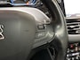 Peugeot 2008 1.2 PureTech Allure (PANORAMADAK, APPLE CARPLAY, NAVIGATIE, LEDER, SPORTSTOELEN, PARKEERSENSOREN, CRUISE, NIEUWE APK, NIEUWSTAAT)
