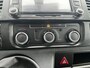Volkswagen Transporter 2.0 TDI L1H1 Airco Cruise controle Trekhaak 2200kg trekgewicht Telefoonverbinding Navigatiesysteem Camera Schuifdeur Euro 5