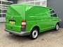 Volkswagen Transporter 2.0 TDI L1H1 Airco Cruise controle Trekhaak 2200kg trekgewicht Telefoonverbinding Navigatiesysteem Camera Schuifdeur Euro 5