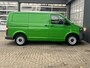 Volkswagen Transporter 2.0 TDI L1H1 Airco Cruise controle Trekhaak 2200kg trekgewicht Telefoonverbinding Navigatiesysteem Camera Schuifdeur Euro 5