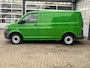 Volkswagen Transporter 2.0 TDI L1H1 Airco Cruise controle Trekhaak 2200kg trekgewicht Telefoonverbinding Navigatiesysteem Camera Schuifdeur Euro 5