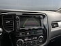Mitsubishi Outlander 2.0 PHEV instyle+ OPEN DAK ECC CAMERA NAVI ADAP CRUISE LEER