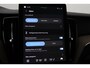 Volvo XC60 T8 Plug-in hybrid Ultra Dark | Trekhaak | Panoramadak | Head-Up | 360° Camera | ACC | 20 Inch