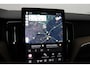 Volvo XC60 T8 Plug-in hybrid Ultra Dark | Trekhaak | Panoramadak | Head-Up | 360° Camera | ACC | 20 Inch