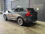 Volvo XC60 T8 Plug-in hybrid Ultra Dark | Trekhaak | Panoramadak | Head-Up | 360° Camera | ACC | 20 Inch