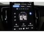 Volvo XC60 T8 Plug-in hybrid Ultra Dark | Trekhaak | Panoramadak | Head-Up | 360° Camera | ACC | 20 Inch