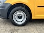 Volkswagen Caddy 2.0 TDI L1H1 Airco Cruise controle Trekhaak 1400kg trekgewicht Parkeersensoren achter Schuifdeur Telefoon verbinding 1e eigenaar Euro 6 bpm vrij voor particulier gebruik !!