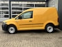 Volkswagen Caddy 2.0 TDI L1H1 Airco Cruise controle Trekhaak 1400kg trekgewicht Parkeersensoren achter Schuifdeur Telefoon verbinding 1e eigenaar Euro 6 bpm vrij voor particulier gebruik !!