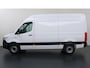 Mercedes-Benz eSprinter 314 L2 H2 PRO | 56 kWh | 100% elektrisch | 2000kg Trekhaak | 115Kw/u DC Snelladen | Smartphone integratie pakket | Carplay | Camera |