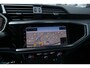 Audi Q3 45 TFSI e S-line | Stoelverwarming | Sensoren | Cruise | LED | Navi | 18”