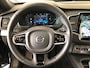Volvo XC90 2.0 T8 Recharge AWD Ultimate Dark | Plug-in Hybrid (PHEV) | 360 Graden Camera | Lichtmetalen Velgen 22 inch | Trekhaak | Nappaleder | Sportstoelen | Panoramadak | Head-up Display | Keyless Entry | Elektrische Achterklep | Harman Kardon Audio