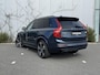 Volvo XC90 2.0 T8 Recharge AWD Ultimate Dark | Plug-in Hybrid (PHEV) | 360 Graden Camera | Lichtmetalen Velgen 22 inch | Trekhaak | Nappaleder | Sportstoelen | Panoramadak | Head-up Display | Keyless Entry | Elektrische Achterklep | Harman Kardon Audio
