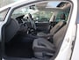 Volkswagen Golf 1.5 TSI Highline Pano / Navi / Elekramen / R-Line / Climate / Led Dealeronderhouden