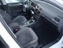 Volkswagen Golf 1.5 TSI Highline Pano / Navi / Elekramen / R-Line / Climate / Led Dealeronderhouden