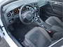 Volkswagen Golf 1.5 TSI Highline Pano / Navi / Elekramen / R-Line / Climate / Led Dealeronderhouden