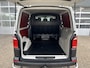 Volkswagen Transporter 2.0 TDI L2H1 DC 4Motion 150pk 2x Schuifdeur 4x4 Btw en Bpm vrij!! Airco Cruise controle Trekhaak 2500kg trekgewicht 1e eigenaar Ex overheid