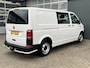 Volkswagen Transporter 2.0 TDI L2H1 DC 4Motion 150pk 2x Schuifdeur 4x4 Btw en Bpm vrij!! Airco Cruise controle Trekhaak 2500kg trekgewicht 1e eigenaar Ex overheid