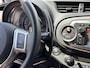 Toyota Yaris 1.3 VVT-i Executive | Camera | PDC Achter | Cruise Control | Clima | Panoramadak |  Bluetooth | LET OP, AANGEPASTE AUTO/ MET COMPLETE HANDBEDIENING!