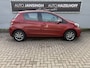 Toyota Yaris 1.3 VVT-i Executive | Camera | PDC Achter | Cruise Control | Clima | Panoramadak | Bluetooth | LET OP, AANGEPASTE AUTO/ MET COMPLETE HANDBEDIENING!