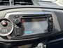 Toyota Yaris 1.3 VVT-i Executive | Camera | PDC Achter | Cruise Control | Clima | Panoramadak |  Bluetooth | LET OP, AANGEPASTE AUTO/ MET COMPLETE HANDBEDIENING!