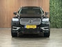 Volvo XC90 T8 AWD Recharge Inscription Long Range | Trekhaak | 360° Camera | Harman Kardon | 455pk | Adaptieve Cruise Control | Stoel en Stuurwielverwarming | Full LED Meesturende koplampen | Pilot Assist | BLIS Dode Hoek Detectie | Elektrische voorstoelen geheugen | Lederen bekleding | Zitting verlenging voorstoelen | Lederen dashboard | 20 Inch | Keyless Drive | Parkeersensoren voor+achter | Privacy Glass | Elektrisch bedienbare achterklep | 7-Persoons | 4-Zone Climate Control | Geïntegreerde zongordijnen achterportieren | Verlichte instaplijsten | Draadloos telefoon opladen | Alarm Klasse III | DAB Radio | Apple Carplay/Android Auto | Volvo On Call met mobiele App functie | Onyx Black Metallic |