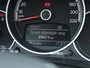 Volkswagen Up! 1.0 BMT high up! | Panorama dak | Achteruitrijcamera | Stoelverwarming | Climate control | NAP!