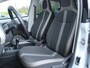 Volkswagen Up! 1.0 BMT high up! | Panorama dak | Achteruitrijcamera | Stoelverwarming | Climate control | NAP!