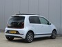 Volkswagen Up! 1.0 BMT high up! | Panorama dak | Achteruitrijcamera | Stoelverwarming | Climate control | NAP!
