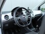 Volkswagen Up! 1.0 BMT high up! | Panorama dak | Achteruitrijcamera | Stoelverwarming | Climate control | NAP!