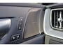 Volvo XC60 T6 Recharge AWD Plus Dark - Panorama/schuifdak - IntelliSafe Assist & Surround - 360º Camera - Harman Kardon audio - Adaptieve LED koplampen - Verwarmde voorstoelen, stuur & achterbank - Parkeersensoren voor & achter - Elektr. bedienb. voorstoelen met geheugen - Draadloze tel. lader - Extra getint glas - 19' LMV