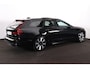 Volvo V90 T6 Recharge AWD Plus Dark - Panorama/schuifdak - IntelliSafe Assist & Surround - 360º Camera - Harman Kardon audio - Verwarmde voorstoelen, stuur & achterbank - Parkeersensoren voor & achter - Elektr. bedienb. voorstoelen met geheugen - Head up display - Draadloze tel. lader - Extra getint glas - 19' LMV