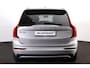 Volvo XC90 T8 Recharge AWD Plus Dark - IntelliSafe Assist & Surround - Panorama/schuifdak - Luchtvering - 360º Camera - Bowers & Wilkins audio - Adaptieve LED koplampen - Verwarmde voorstoelen, stuur & achterbank - Parkeersensoren voor & achter - Elektr. bedienb. voorstoelen met geheugen - Extra getint glas - Draadloze tel. lader - Elektr. inklapbare trekhaak - 21' LMV