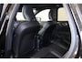 Volvo XC60 T6 Recharge AWD Ultra Black Edition - Panorama/schuifdak - Luchtvering - IntelliSafe Assist & Surround - 360º Camera - Bowers & Wilkins audio - Adaptieve LED koplampen - Verwarmde voorstoelen, stuur & achterbank - Parkeersensoren voor & achter - Elektr. bedienb. voorstoelen met geheugen - Head up display - Draadloze tel. lader - Extra getint glas - Elektr. inklapbare trekhaak - 21' LMV