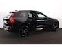 Volvo XC60 T6 Recharge AWD Ultra Black Edition - Panorama/schuifdak - Luchtvering - IntelliSafe Assist & Surround - 360º Camera - Bowers & Wilkins audio - Adaptieve LED koplampen - Verwarmde voorstoelen, stuur & achterbank - Parkeersensoren voor & achter - Elektr. bedienb. voorstoelen met geheugen - Head up display - Draadloze tel. lader - Extra getint glas - Elektr. inklapbare trekhaak - 21' LMV