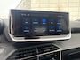 Peugeot 2008 Allure Pack 1.2 Hybrid 145pk e-DCS6 | ADAPTIVE CRUISE | KEYLESS ENTRY | 360° CAMERA | STOELVERW. | DODEHOEKBEW. | NAVI | CLIMA | DAB+
