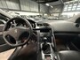 Peugeot 3008 1.6 THP Online //Leer // Panodak // Cruise // Navi