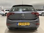 Volkswagen Polo 1.0 MPI Polo 80 PK | Appe Carplay | Snelheidsregelsysteem | Parkeersensoren | Rijstrookhulp | Bluetooth | Multifunctioneel stuurwiel | DAB Radio | Bergwegrijhulp | 2 USB-C-aansluitingen |