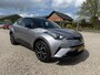 Toyota C-HR / C-HR+ 1.8 Hybrid Bi-Tone Plus JBL | Camera | Leder | Stoel & Stuur VW | A.S. Banden | PDC | Navigatie