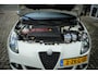 Alfa Romeo Giulietta 1.750 Turbo Veloce | Org. NL-Auto! | Panoramadak | Xenon | Cruise Control | Bianco Pastello | Navi |