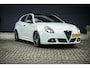 Alfa Romeo Giulietta 1.750 Turbo Veloce | Org. NL-Auto! | Panoramadak | Xenon | Cruise Control | Bianco Pastello | Navi |