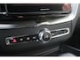 Volvo XC60 T6 Plug-in hybrid AWD Core | Harman Kardon Geluidsinstallatie | Stuurwiel Verwarmbaar | Stoelen voor/achter verwarmbaar | 360 Graden Camera | Adaptieve Cruise Control | Pilot Assist | Extra getinte ramen achter | 19'' Lichtmetalen velgen