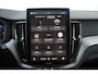 Volvo XC60 T6 Plug-in hybrid AWD Core | Harman Kardon Geluidsinstallatie | Stuurwiel Verwarmbaar | Stoelen voor/achter verwarmbaar | 360 Graden Camera | Adaptieve Cruise Control | Pilot Assist | Extra getinte ramen achter | 19'' Lichtmetalen velgen