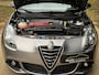 Alfa Romeo Giulietta 1.750 Turbo Veloce | Mat Grijs | Bose Sound | Panoramadak | Sportstoelen | Navigatie |