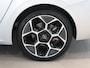 Opel Astra Sports Tourer Ultimate Plug-in Hybrid 195 pk Automaat | Voorraad | Tot 8 jaar garantie | Alcantara | Kantel-schuifdak | Stoel/Stuurverwarming | Navigatie | 180' achteruitrijcamera