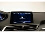 Peugeot 5008 1.2 PureTech Allure Sport (APPLE CARPLAY,NAVI,LED,CAMERA,360 VIEW,LEDER,GETINT,CRUISE,CLIMATE,SPORTSTOELEN,LM VELGEN)