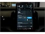 Volvo EX30 Single Motor Extended Range Plus 69 kWh HARMAN/KARDON + EL.TREKHAAK + STOEL-&STUURVERWARMING + ADAPT.CRUISE + BLIS + PRIVACY GLASS + KEYLESS ENTRY&DRIVE + CAMERA + PARKSENSOREN + 19" LM-VELGEN!!