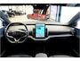 Volvo EX30 Single Motor Extended Range Plus 69 kWh HARMAN/KARDON + EL.TREKHAAK + STOEL-&STUURVERWARMING + ADAPT.CRUISE + BLIS + PRIVACY GLASS + KEYLESS ENTRY&DRIVE + CAMERA + PARKSENSOREN + 19" LM-VELGEN!!
